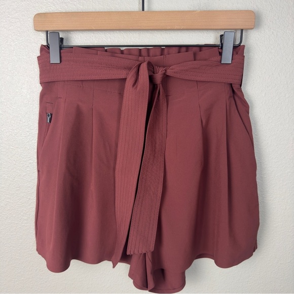 Athleta Skyline Shorts II in Cognac Brown - Picture 3 of 10